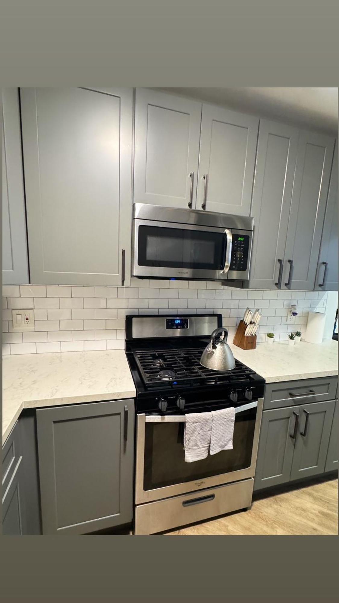 Incredible Two Bedroom Hollywood Apartments Free Parking ロサンゼルス エクステリア 写真
